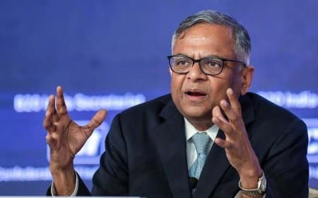 टाटा संस के चेयरमैन पद से एन चंद्रशेखरन ने दिया इस्तीफा