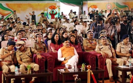 मध्यप्रदेश: राष्ट्रपति पुरस्कार से अलंकृत 47 पुलिस अफसर सम्मानित... सीएम बोले-पुलिस सेवा और सुशासन की रीढ़ 