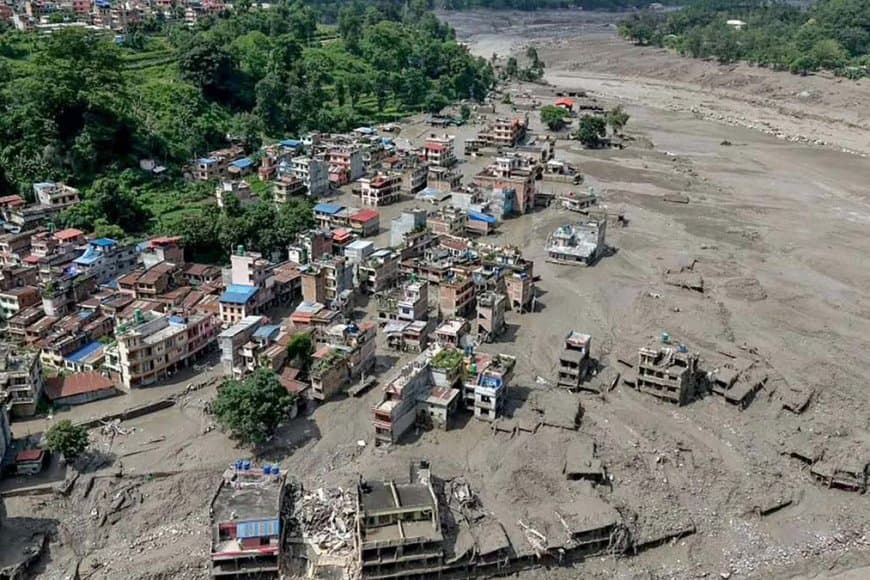 नेपाल त्रासदी: मृतकों की संख्या पहुंच पांच सौ के करीब... सैकड़ों भारतीयों समेत हजारों लोग अभी भी लापता