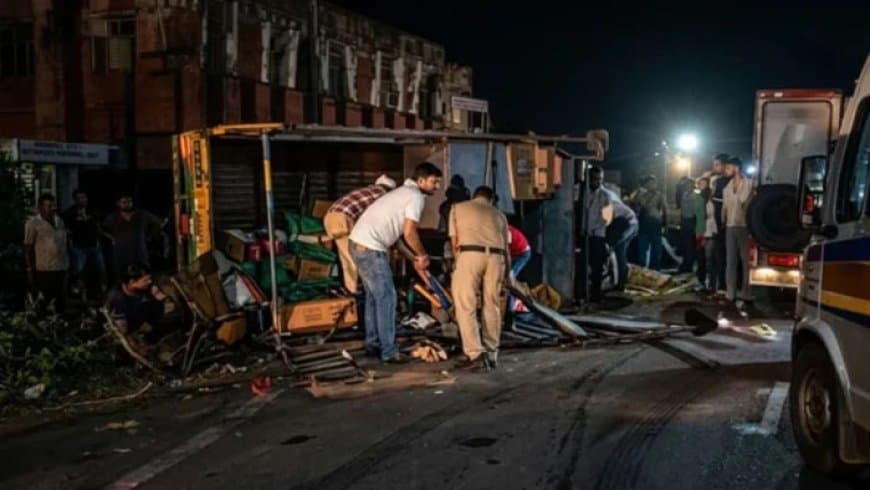 मध्यप्रदेश: आधी रात भिंड-ग्वालियर रोड पर पिकअप डंपर से टकराई, आठ मजदूरों की मौत और 25 लोग घायल