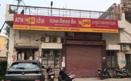 यूपी:  सहारनपुर में पीएनबी बैंक के लॉकर में मिले 7.40 करोड़ के नकली नोट.... असली 4.36 लाख रुपए गायब 
