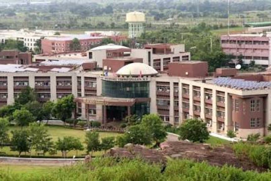 मध्य प्रदेश में RGPV के विभाजन और नाम बदलने पर सियासी घमासान, कांग्रेस ने सरकार को घेरा