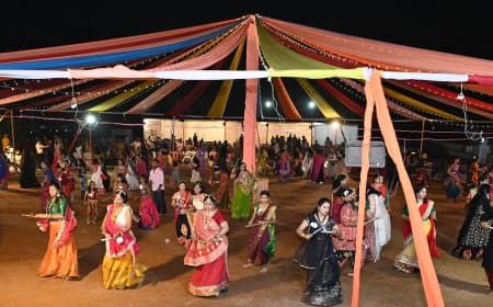 गरबा की ताल, भक्ति का उल्लास: भेल में जीवंत हुई सांस्कृतिक धरोहर