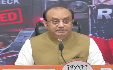 राहुल गांधी के विदेशी दौरों पर सुधांशु त्रिवेदी का बड़ा हमला, कहा- देश लौटने पर करते हैं भारत-विरोधी प्रचार