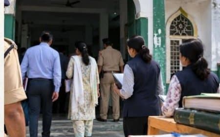 ग्वालियर के मदरसे पर प्रशासनिक छापा: 22 बच्चे रेस्क्यू, बाल आयोग ने की कार्रवाई
