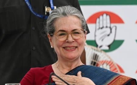 सोनिया गांधी की आत्मकथा 'बिलॉन्गिंग' 10 नवंबर को होगी रिलीज, राजीव गांधी से पहली मुलाकात का किया जिक्र