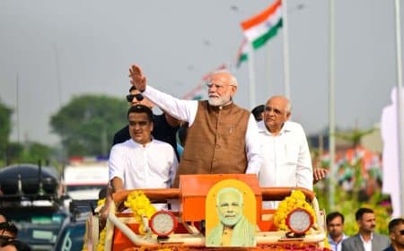 पीएम मोदी का विपक्ष पर तीखा हमला: बनासकांठा में आकर कोई भी नहीं कहता कि आलू से सोना बनाएगा