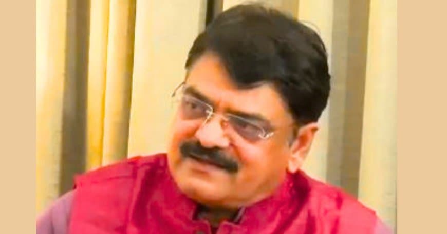प्राचीन ग्रंथों और विज्ञान के अध्ययन के लिए शोधपीठ बने