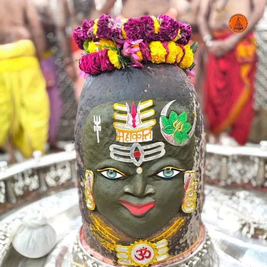 उज्जैन में पापांकुशा एकादशी पर सजे महाकाल: रजत चंद्र, त्रिपुंड और गुलाब के फूलों से हुआ भव्य राजा स्वरूप श्रृंगार