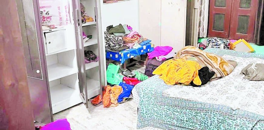 रीवा के बेलौहन टोला में दो घरों में बड़ी चोरी, 50 लाख से अधिक के जेवरात और नकदी पार