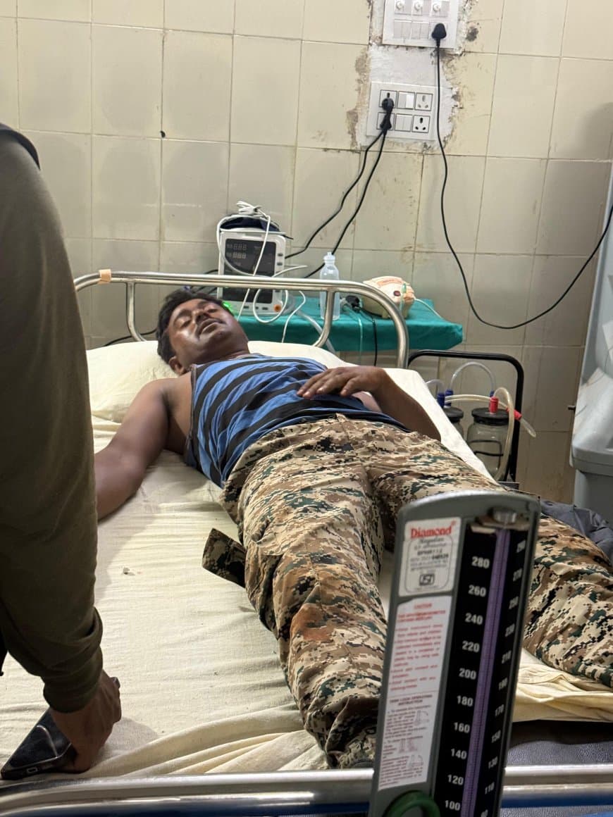 छत्तीसगढ़... आईईडी ब्लास्ट... एक जवान शहीद छत्तीसगढ़... आईईडी ब्लास्ट... एक जवान शहीद