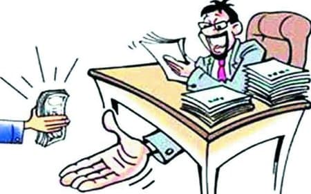 पूर्व डीईओ पर बड़ी कार्रवाई: 11.44 लाख की रिकवरी का आदेश, स्कूल मेंटेनेंस में लाखों के कागजी घोटाले के भी आरोप