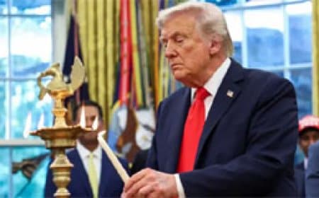 व्हाइट हाउस का दावा : ट्रंप के कहने पर रूस से तेल खरीदना कम कर रहा भारत