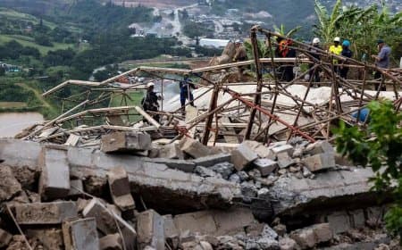 दक्षिण अफ्रीका.... निर्माणाधीन बहु मंजिला मंदिर धराशायी ... चार लोगों की मौत