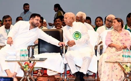 जमीन के बदले नौकरी केस... लालू परिवार को झटका, 41 दोषी करार