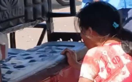 भोपाल में पुलिस की बदसलूकी: ई-रिक्शा चालक की पत्नी ने खाया जहर, सड़क पर हंगामा और तोड़फोड़