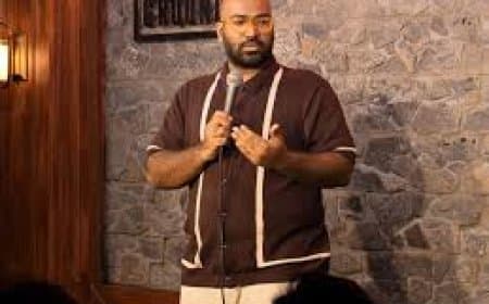 पवन कल्याण पर टिप्पणी करना पड़ा भारी, प्रयागराज से स्टैंड-अप कॉमेडियन अनुदीप कटिकाला हुए गिरफ्तार पवन कल्याण पर टिप्पणी करना पड़ा भारी, प्रयागराज से स्टैंड-अप कॉमेडियन अनुदीप कटिकाला हुए गिरफ्तार