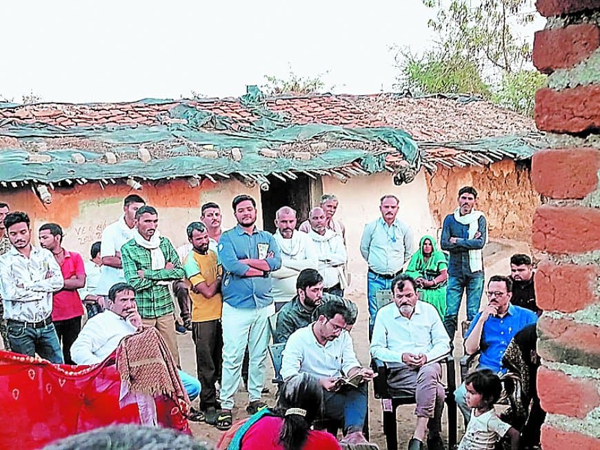 सतना मझगवां में मासूम की संदिग्ध मौत, कुपोषण पर उठे गंभीर सवाल सतना मझगवां में मासूम की संदिग्ध मौत, कुपोषण पर उठे गंभीर सवाल