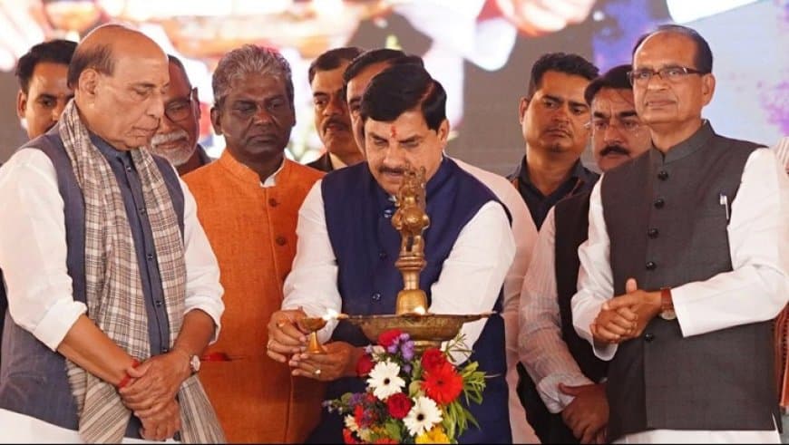 उन्नत कृषि महोत्सव 2026 रायसेन: किसानों के लिए ई-फॉर्म्स ऐप लॉन्च और गेहूं पर बोनस की घोषणा उन्नत कृषि महोत्सव 2026 रायसेन: किसानों के लिए ई-फॉर्म्स ऐप लॉन्च और गेहूं पर बोनस की घोषणा