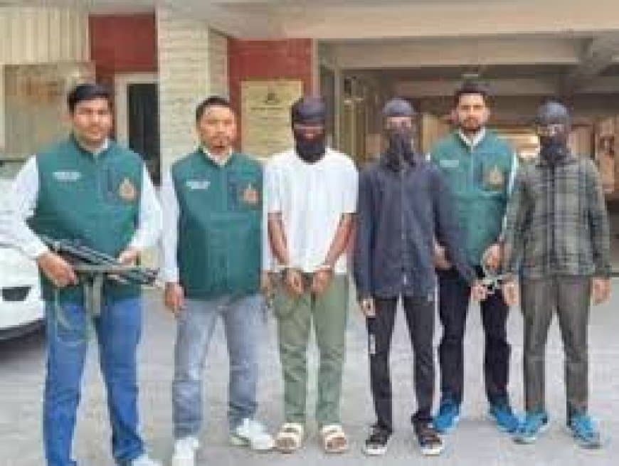 दिल्ली के मंदिर और मिलिट्री बेस थे निशाने पर ISI नेटवर्क के , मध्य्रदेश से हुईं गिरफ्तारियां दिल्ली के मंदिर और मिलिट्री बेस थे निशाने पर ISI नेटवर्क के , मध्य्रदेश से हुईं गिरफ्तारियां