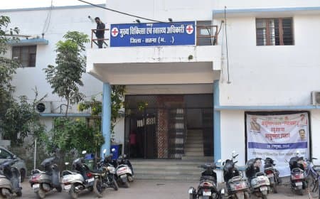 एएनएम भर्ती विवाद में कार्रवाई, पूर्व सीएमएचओ सहित दो अधिकारियों को नोटिस एएनएम भर्ती विवाद में कार्रवाई, पूर्व सीएमएचओ सहित दो अधिकारियों को नोटिस