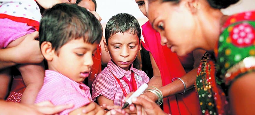 टीकाकरण आंकड़ों में बड़ा अंतर, 12,566 बच्चों का रिकॉर्ड यू-विन से गायब टीकाकरण आंकड़ों में बड़ा अंतर, 12,566 बच्चों का रिकॉर्ड यू-विन से गायब