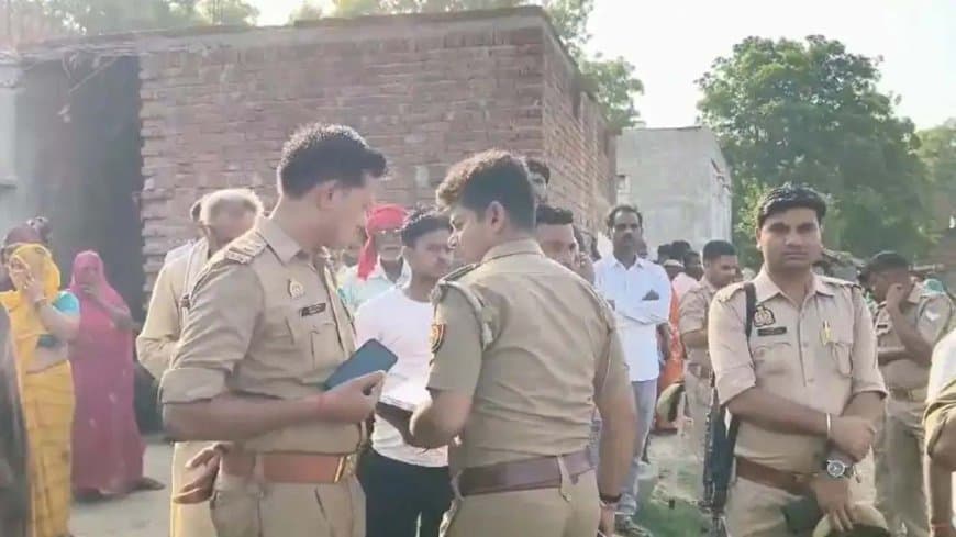 यूपी: प्रयागराज एक ही परिवार के तीन लोगों की हत्या यूपी: प्रयागराज एक ही परिवार के तीन लोगों की हत्या