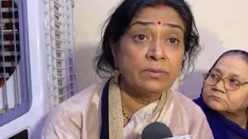 राजा रघुवंशी हत्याकांड: मां का सोनम पर बड़ा आरोप, CBI जांच की मांग, कहा- 'ताबीज बांधकर बचाने की कोशिश' राजा रघुवंशी हत्याकांड: मां का सोनम पर बड़ा आरोप, CBI जांच की मांग, कहा- 'ताबीज बांधकर बचाने की कोशिश'
