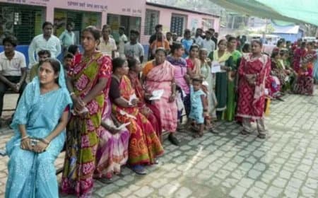 तीन राज्यों में उपचुनाव: दतिया में 16 और बांकीपुर में 6.70 फीसदी वोटिंग... केंद्रों पर लगी कतार... वोटर में उत्साह तीन राज्यों में उपचुनाव: दतिया में 16 और बांकीपुर में 6.70 फीसदी वोटिंग... केंद्रों पर लगी कतार... वोटर में उत्साह