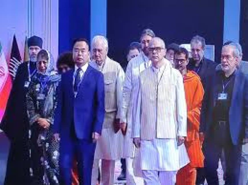 ईरान के सर्वोच्च नेता अयातुल्ला अली खामेनेई को भारत ने दी श्रद्धांजलि: तेहरान में प्रतिनिधिमंडल ने जताया शोक ईरान के सर्वोच्च नेता अयातुल्ला अली खामेनेई को भारत ने दी श्रद्धांजलि: तेहरान में प्रतिनिधिमंडल ने जताया शोक