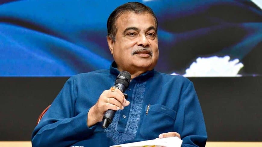 भारत: इथेनॉल विवाद और बेटों के धंधे पर खुलकर बोले नितिन गडकरी- ई-20 नहीं, तो महंगा खरीदिए पेट्रोल भारत: इथेनॉल विवाद और बेटों के धंधे पर खुलकर बोले नितिन गडकरी- ई-20 नहीं, तो महंगा खरीदिए पेट्रोल