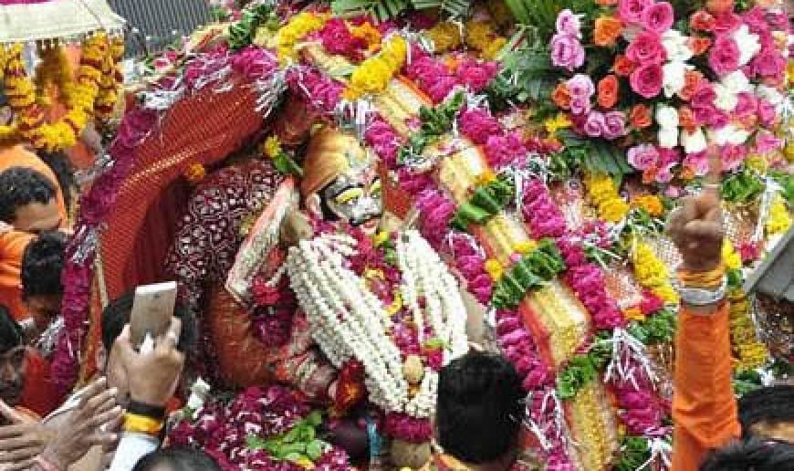 मध्यप्रदेश: सावन में शिवभक्तों की सेवा... बाबा महाकाल की नगरी उज्जैन में कावड़ियों को मिलेगा मुफ्त भोजन मध्यप्रदेश: सावन में शिवभक्तों की सेवा... बाबा महाकाल की नगरी उज्जैन में कावड़ियों को मिलेगा मुफ्त भोजन