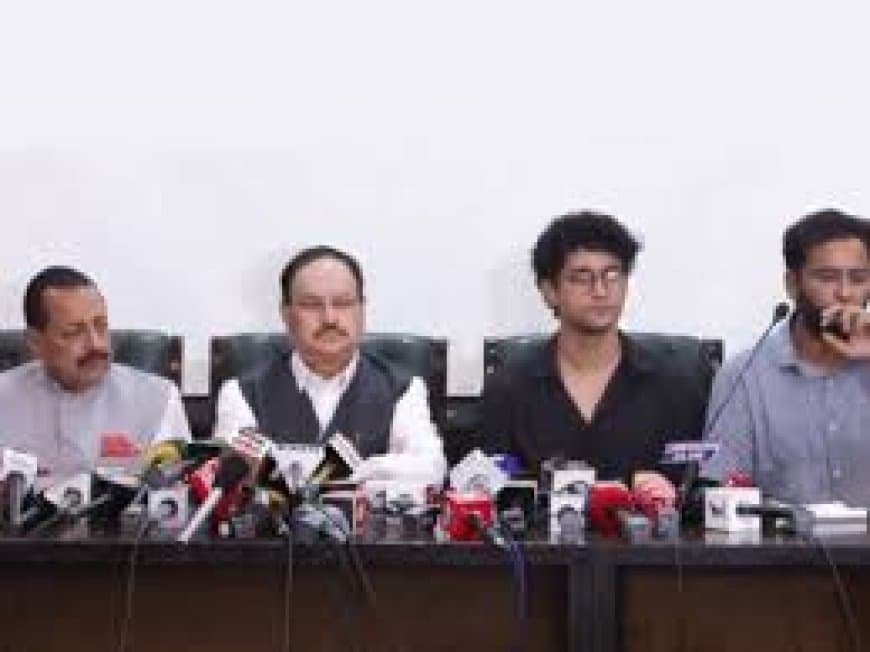 कॉकरोच जनता पार्टी का आंदोलन समाप्त: सरकार ने मानी सभी मांगें, जंतर-मंतर पर प्रदर्शन खत्म कॉकरोच जनता पार्टी का आंदोलन समाप्त: सरकार ने मानी सभी मांगें, जंतर-मंतर पर प्रदर्शन खत्म