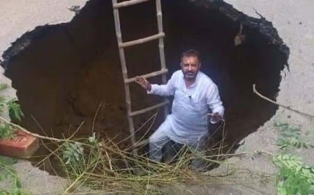 घटिया सड़कों से हलाकान देश: शिकायतों में 60 फीसदी उछाल... मध्य प्रदेश में भी खुली निर्माण गुणवत्ता की पोल घटिया सड़कों से हलाकान देश: शिकायतों में 60 फीसदी उछाल... मध्य प्रदेश में भी खुली निर्माण गुणवत्ता की पोल