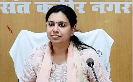 यूपी: आईएएस अधिकारी दिव्या मित्तल ने 13 साल की सेवा के बाद दिया इस्तीफा ... विशेष सचिव के पद पर थीं तैनात यूपी: आईएएस अधिकारी दिव्या मित्तल ने 13 साल की सेवा के बाद दिया इस्तीफा ... विशेष सचिव के पद पर थीं तैनात