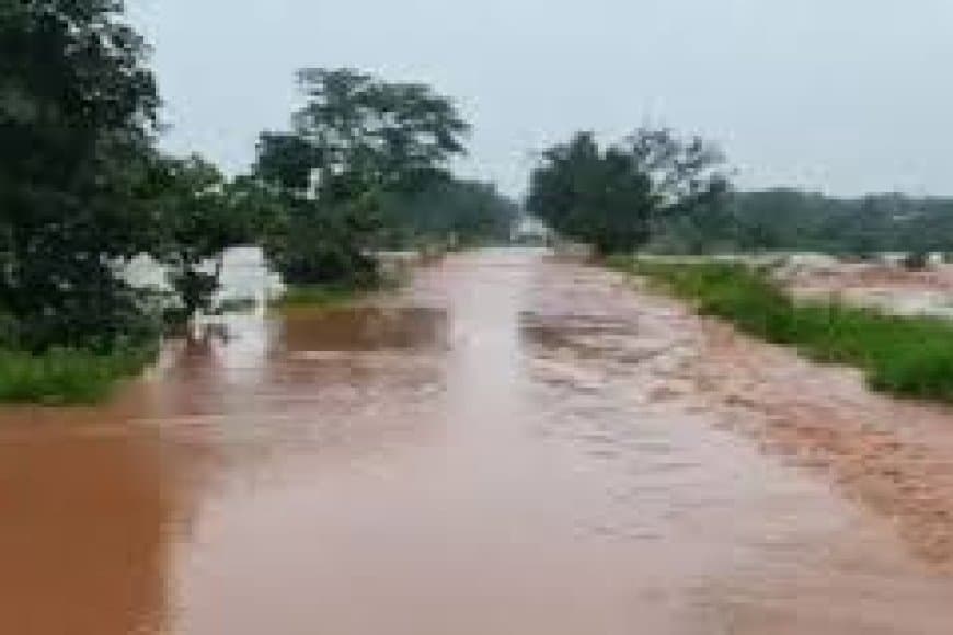 मध्यप्रदेश में मूसलाधार बारिश से बाढ़: चित्रकूट में मंदाकिनी उफान पर, सतना-पन्ना में हालात गंभीर और ट्रेनें प्रभावित