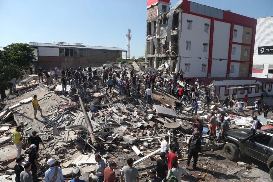 कोलंबिया में भूकंप: 132 की मौत... 570 घायल... 2000 लोग लापता... 86 इमारतें गिरीं, सात एयरपोर्ट पर काम बंद कोलंबिया में भूकंप: 132 की मौत... 570 घायल... 2000 लोग लापता... 86 इमारतें गिरीं, सात एयरपोर्ट पर काम बंद