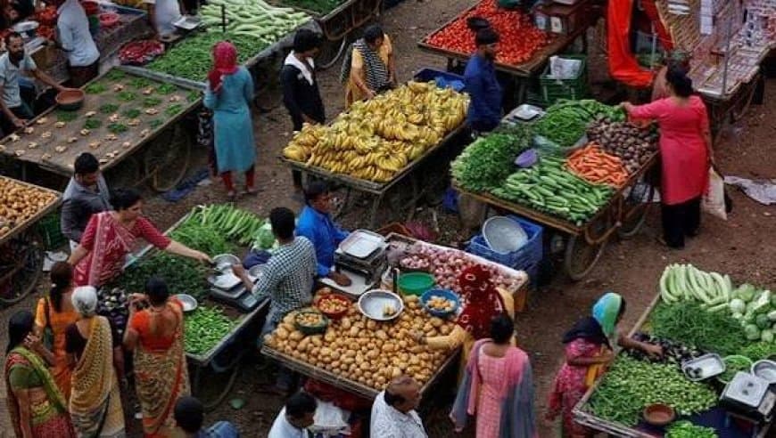 Retail Inflation July 2026: जुलाई में खुदरा महंगाई बढ़कर 4.45% पर पहुंची, खाद्य पदार्थों और सब्जियों के दाम बढ़े Retail Inflation July 2026: जुलाई में खुदरा महंगाई बढ़कर 4.45% पर पहुंची, खाद्य पदार्थों और सब्जियों के दाम बढ़े