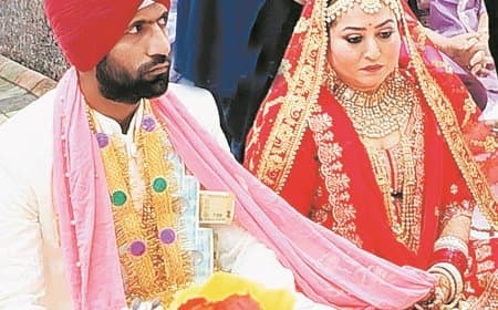 दुबई से सतना पहुंची महिला, पति से संपर्क टूटने पर महिला थाने में लगाई तलाश की गुहार