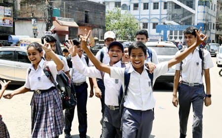स्कूलों में छुट्टियों की भरमार: अक्टूबर में गांधी जयंती से दशहरा तक मिलेगा लंबा अवकाश, देखें राज्यवार ब्योरा स्कूलों में छुट्टियों की भरमार: अक्टूबर में गांधी जयंती से दशहरा तक मिलेगा लंबा अवकाश, देखें राज्यवार ब्योरा