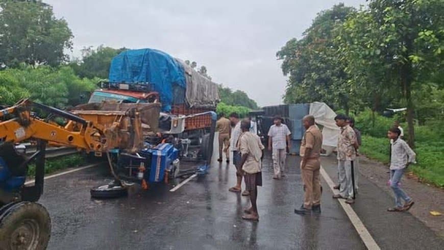 अयोध्या एनएच पर हादसा: डीसीएम ने ट्रैक्टर-ट्राली में पीछे से मारी टक्कर, मची चीख-पुकार, कई लहूलुहान अयोध्या एनएच पर हादसा: डीसीएम ने ट्रैक्टर-ट्राली में पीछे से मारी टक्कर, मची चीख-पुकार, कई लहूलुहान
