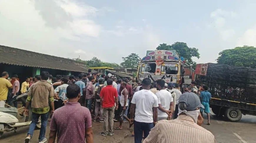 हरियाणा: अनियंत्रित ट्रक ने स्कूल जा रहीं दो छात्राओं को कुचला... मौके पर ही दोनों ने तोड़ा दम, ट्रक चालक फरार हरियाणा: अनियंत्रित ट्रक ने स्कूल जा रहीं दो छात्राओं को कुचला... मौके पर ही दोनों ने तोड़ा दम, ट्रक चालक फरार