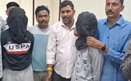 टाइगर श्रॉफ कार फायरिंग केस LIVE: कोटा पुलिस ने नेपाल भाग रहे 3 आरोपियों को पकड़ा, लॉरेंस गैंग से जुड़े तार टाइगर श्रॉफ कार फायरिंग केस LIVE: कोटा पुलिस ने नेपाल भाग रहे 3 आरोपियों को पकड़ा, लॉरेंस गैंग से जुड़े तार