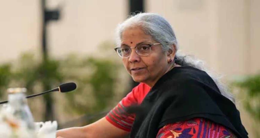 भारत: यूरिया की हर बोरी पर किसानों को केंद्र सरकार दे रही 2,700 रुपए की सब्सिडी... केंद्रीय वित्त मंत्री का दावा भारत: यूरिया की हर बोरी पर किसानों को केंद्र सरकार दे रही 2,700 रुपए की सब्सिडी... केंद्रीय वित्त मंत्री का दावा