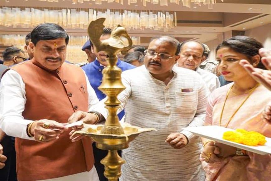 मध्यप्रदेश में पर्यटन और रोजगार का हो रहा विस्तार, उज्जैन सिंहस्थ 2028 में इंदौर की भूमिका अहम : सीएम मध्यप्रदेश में पर्यटन और रोजगार का हो रहा विस्तार, उज्जैन सिंहस्थ 2028 में इंदौर की भूमिका अहम : सीएम