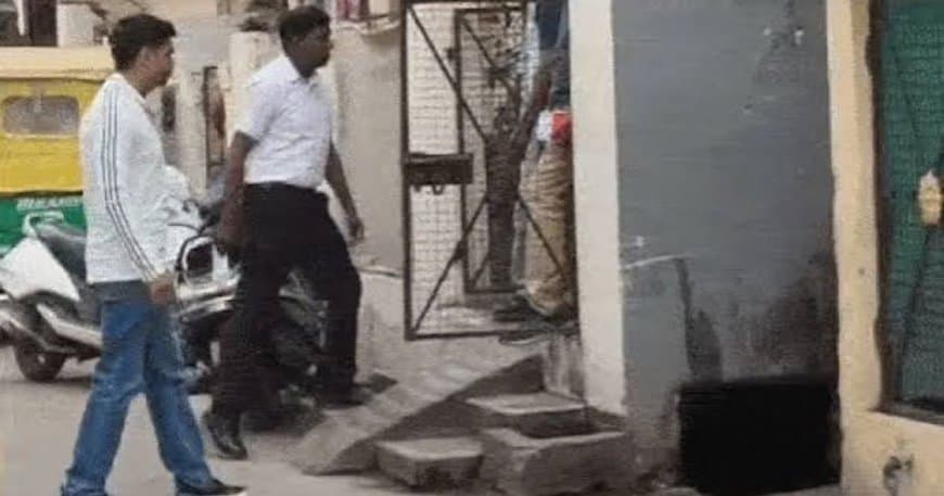 एमडी ड्रग्स तस्करी का पर्दाफाश: वकील निकला मुख्य सरगना, नाइजीरियाई कनेक्शन और पब-लाउंज तक फैला जाल एमडी ड्रग्स तस्करी का पर्दाफाश: वकील निकला मुख्य सरगना, नाइजीरियाई कनेक्शन और पब-लाउंज तक फैला जाल
