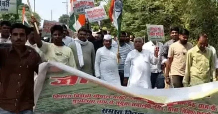 भोपाल मास्टर प्लान 2047 का विरोध: 66 गांवों के किसान सड़कों पर उतरे, BIZ ज़ोन हटाने पर अड़े भोपाल मास्टर प्लान 2047 का विरोध: 66 गांवों के किसान सड़कों पर उतरे, BIZ ज़ोन हटाने पर अड़े