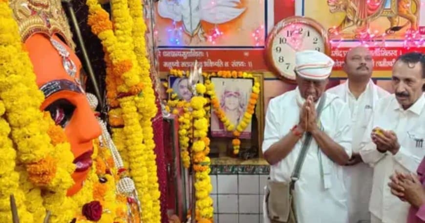 दिग्विजय सिंह का हिंदुत्व पर बड़ा बयान: 'सनातन धर्म से इसका कोई लेना-देना नहीं', शाजापुर से शुरू की 'सत्य सनातन स्वाभिमान यात्रा' दिग्विजय सिंह का हिंदुत्व पर बड़ा बयान: 'सनातन धर्म से इसका कोई लेना-देना नहीं', शाजापुर से शुरू की 'सत्य सनातन स्वाभिमान यात्रा'