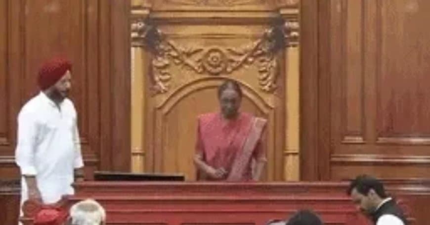 मॉक संसद में ज्ञानेश कुमार पर 'जन महाभियोग': खरगे का गंभीर आरोप- PM और गृह मंत्री के निर्देश पर चल रहा चुनाव आयोग मॉक संसद में ज्ञानेश कुमार पर 'जन महाभियोग': खरगे का गंभीर आरोप- PM और गृह मंत्री के निर्देश पर चल रहा चुनाव आयोग